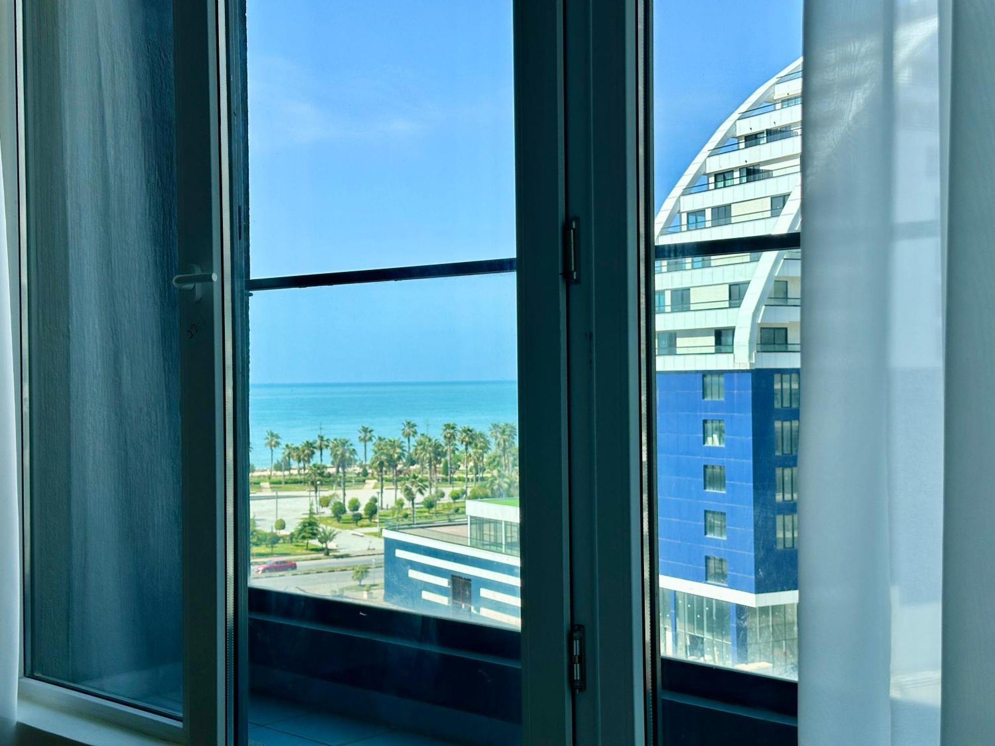 Batumi Boulevard Resort Buitenkant foto